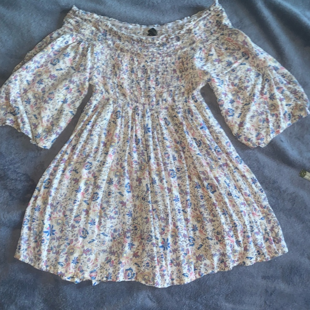 Size S Adorable Coco+Carmen Spring/Floral Blouse, Soft Cotton Blend